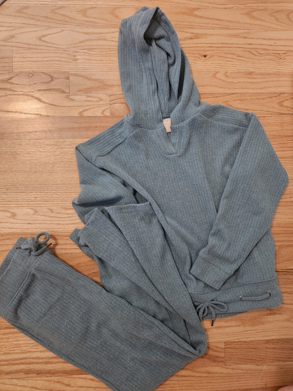 Freely Kids Ribbed Hooded Lounge Set